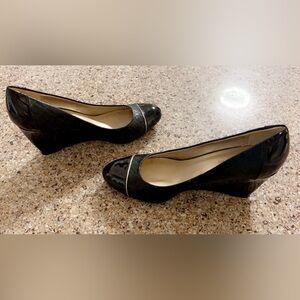 bandolino leather wedges size 9 EUC